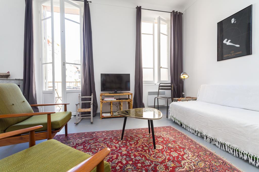 Appartement Le Fighiera Νίκαια Δωμάτιο φωτογραφία